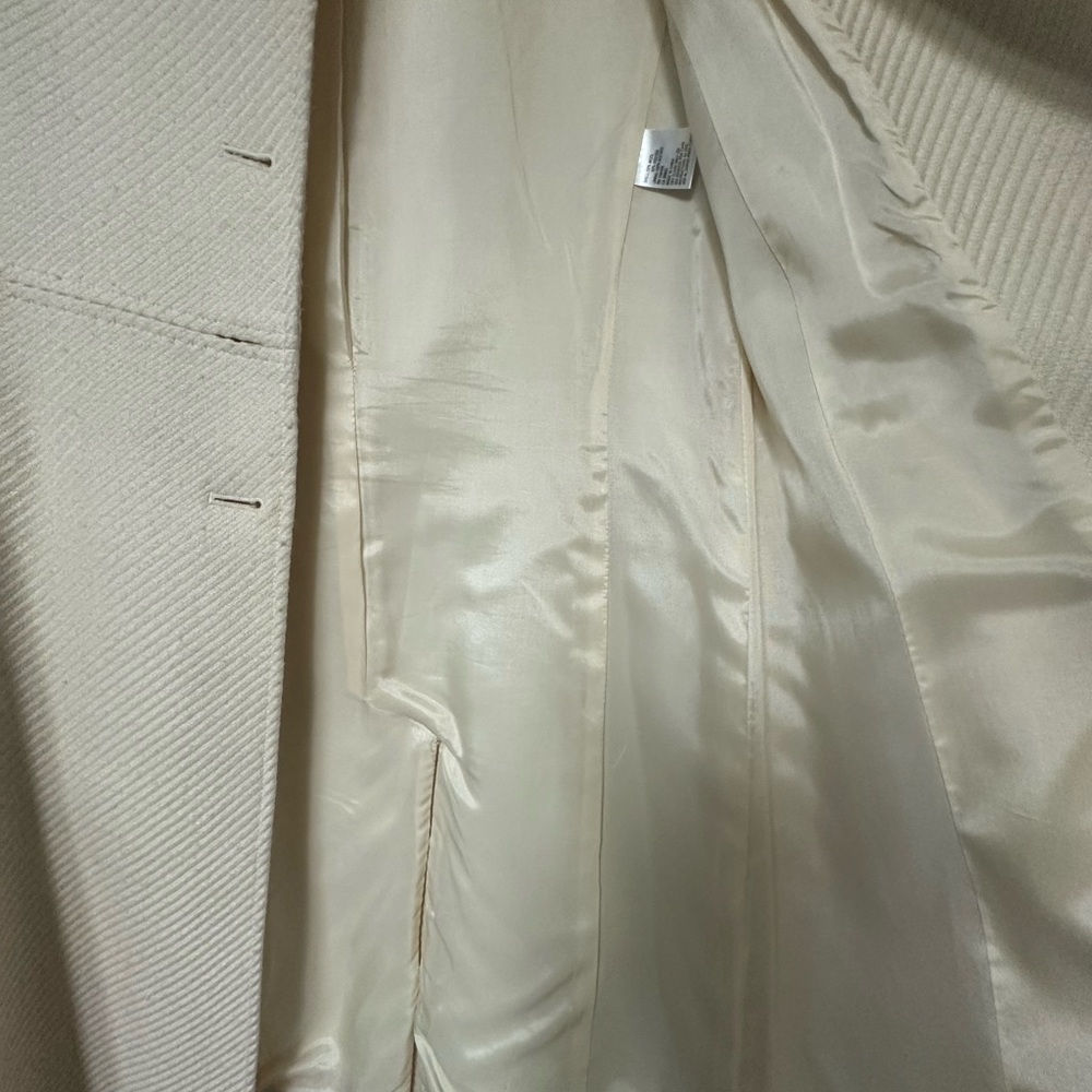 Elegant Cream Long Coat - Picture 6 of 6